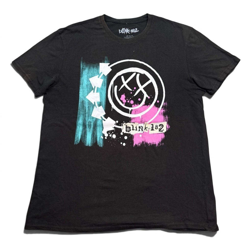 Blink 182 T Shirt Mens Size Large Black Vintage Retro Y2K Style Graphic Band Tee